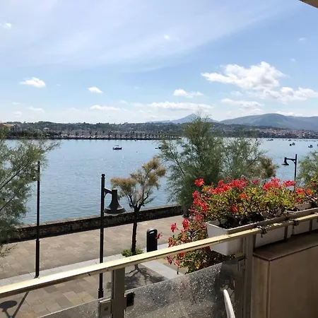Apartamento Itsasargi - En El Paseo Butron 아파트 *
